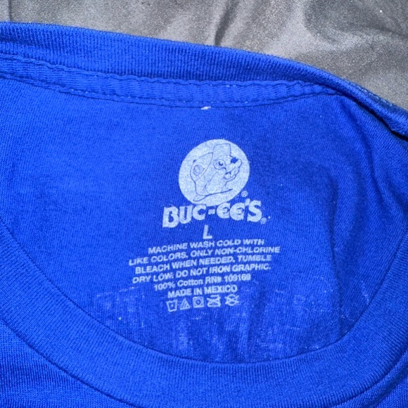 Large relaxed fit buccees tshirt - Picture 2 of 3